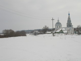 3-е Марта 2007 года. Малмыж. Городской стадион и Богоявленский собор. (ArtaS(Artem Salamatov))