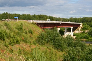 у моста через Кобру в г.Нагорск (Юрий Зыкин)