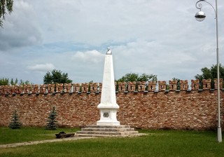 Ленин и Кремлевская стена в Елабуге (MILAV V)