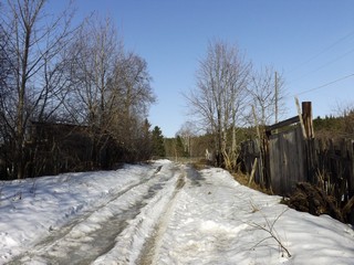 Дорога в садах, конец апреля (Дмитрий Зонов)